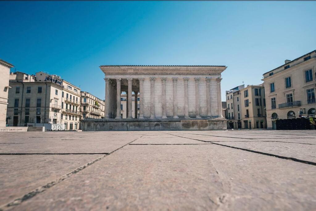 L'Historien - Avec Balcon Coeur De Nimes Lägenhet Exteriör bild